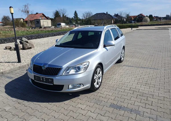 wielkopolskie Skoda Octavia cena 15900 przebieg: 228000, rok produkcji 2010 z Leszno